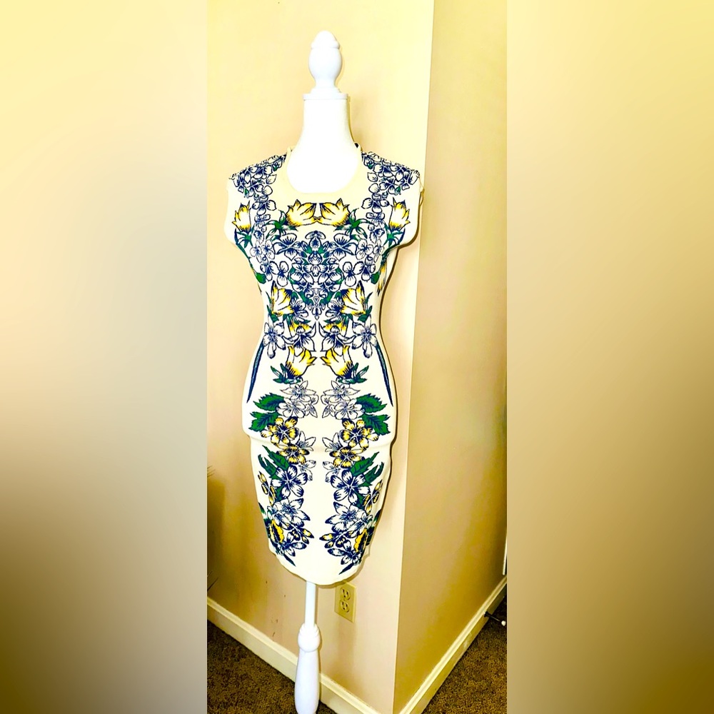 BCBG size M